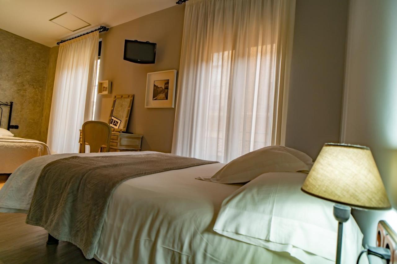 Hotel Alfonso IX (Adults Only) Caces Exterior foto